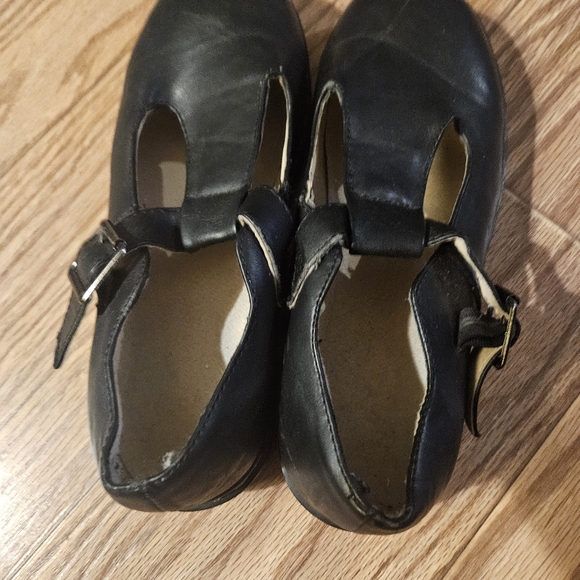 Mary Jane's doc look a like Mary Jane's - Picture 7 of 8